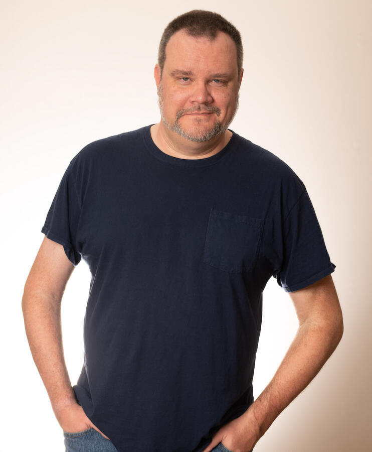 Actor headshot of Mike Stanley